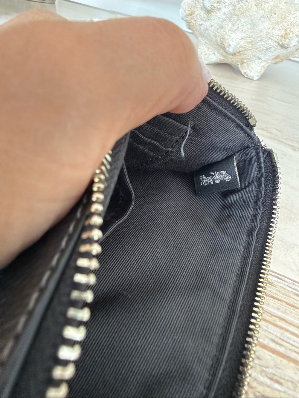Coach Black Star Wristlet Pouch Wrap Zipper - Picture 4 of 6